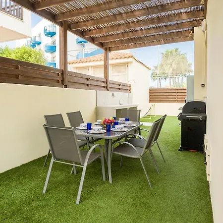 Breeze Villa